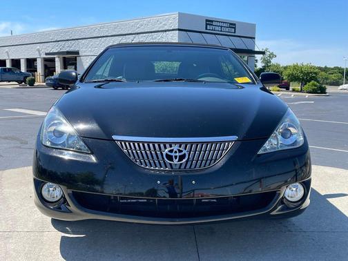 Black 2005 Toyota Camry Solara SLE V6