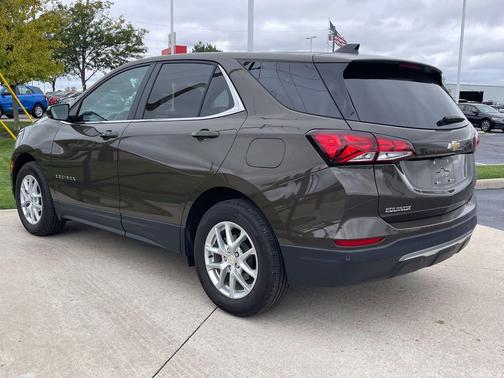 Harvest Bronze Metallic 2024 Chevrolet Equinox 1LT