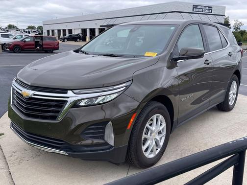 Harvest Bronze Metallic 2024 Chevrolet Equinox 1LT