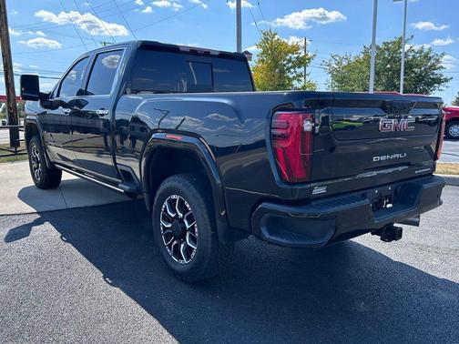 2024 GMC Sierra 2500 Denali