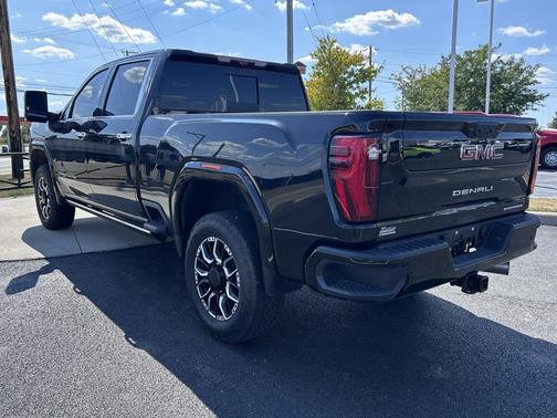 2024 GMC Sierra 2500 Denali