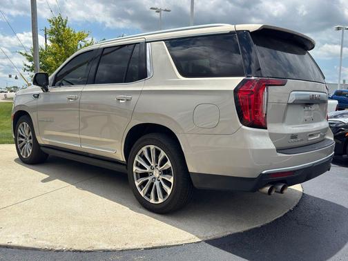 Pearl Beige Metallic 2021 GMC Yukon Denali