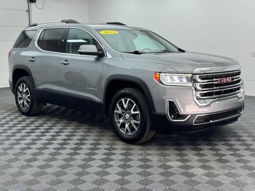 Sterling Metallic 2023 GMC Acadia FWD SLT