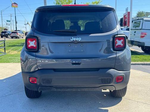 Sterling Metallic 2023 GMC Acadia FWD SLT