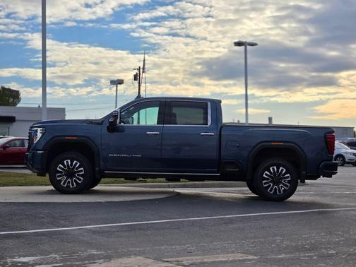 2024 GMC Sierra 2500 Denali Ultimate