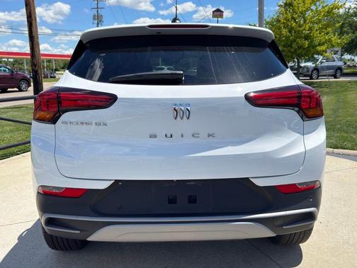 Summit White 2024 Buick Encore GX Preferred