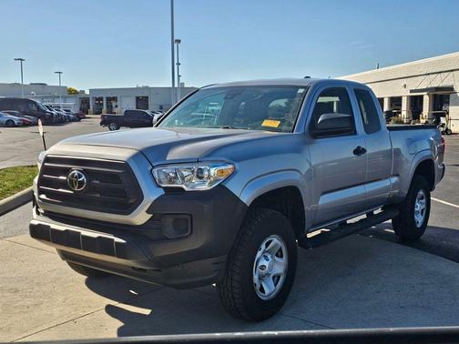 2020 Toyota Tacoma SR