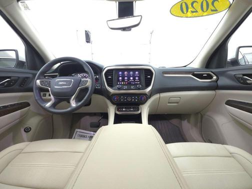 2020 GMC Acadia Denali