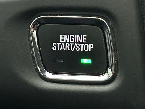 2023 GMC Acadia AWD AT4