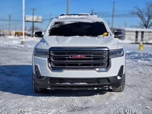 2023 GMC Acadia AWD AT4