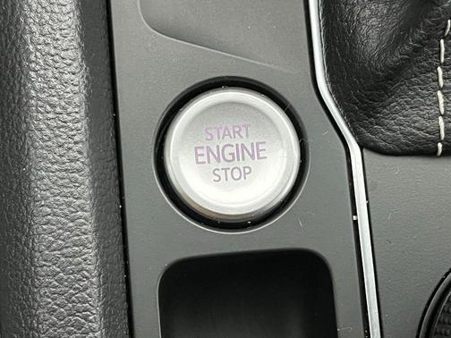 2021 Volkswagen Atlas 3.6L SE w/Technology