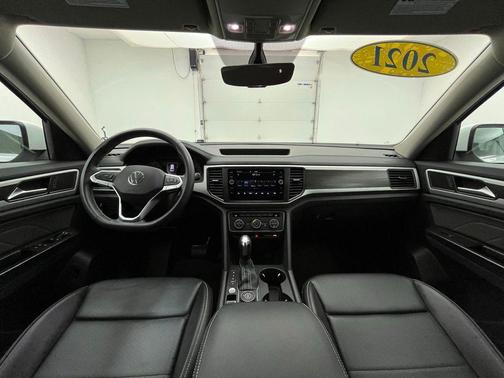 2021 Volkswagen Atlas 3.6L SE w/Technology