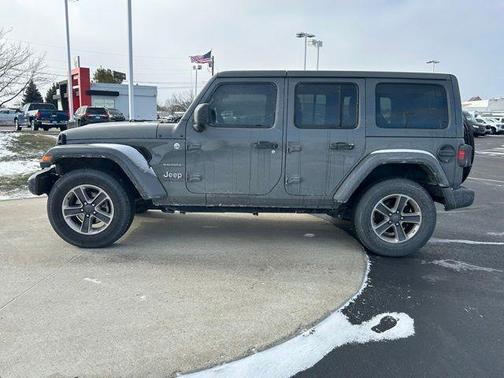 2023 Jeep Wrangler 4-Door Sahara 4x4