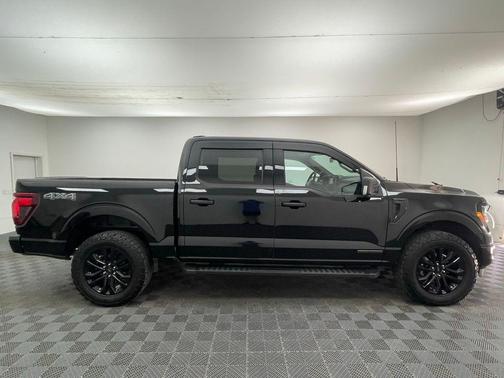 Agate Black Metallic 2024 Ford F-150 XLT