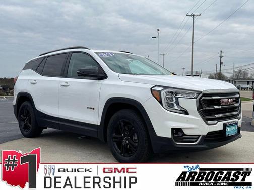 Summit White 2022 GMC Terrain AWD AT4
