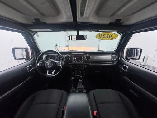 2020 Jeep Wrangler Unlimited Sahara