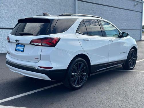 Summit White 2023 Chevrolet Equinox FWD RS