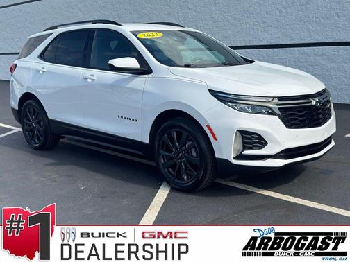 Summit White 2023 Chevrolet Equinox FWD RS