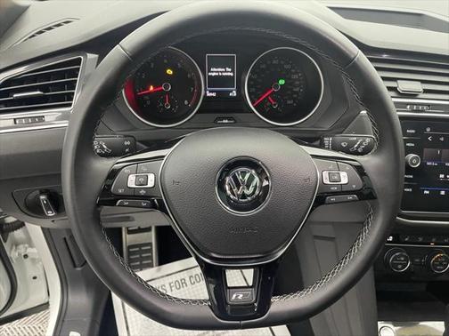 2021 Volkswagen Tiguan 2.0T SE R-Line Black