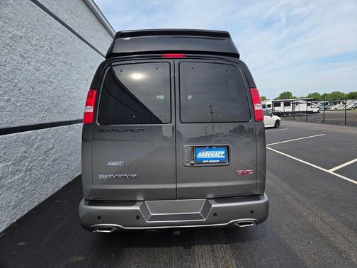 2025 GMC Savana 2500 Work Van
