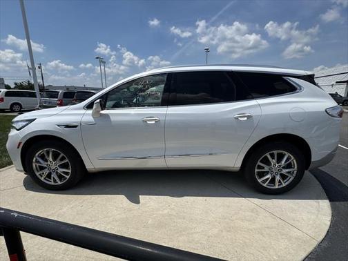 2023 Buick Enclave Premium FWD