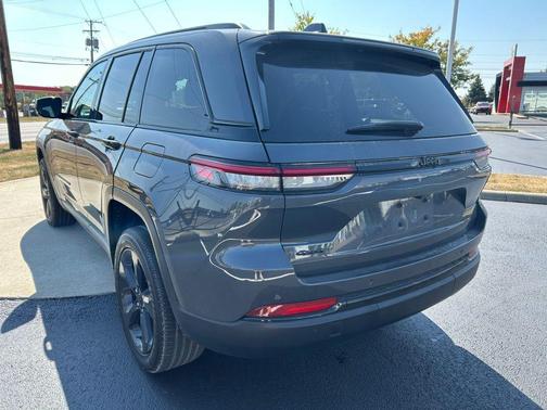 2024 Jeep Grand Cherokee Altitude