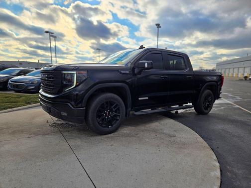 2024 GMC Sierra 1500 Elevation