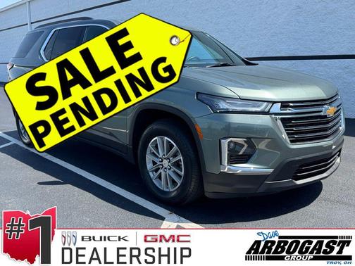 Silver Sage Metallic 2023 Chevrolet Traverse LT Cloth
