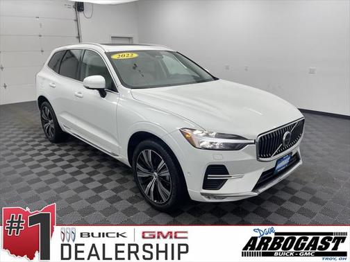2022 Volvo XC60 B5 Inscription