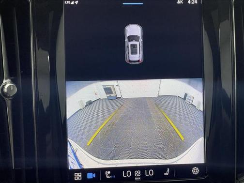 2022 Volvo XC60 B5 Inscription