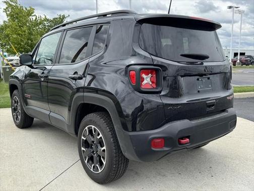 2023 Jeep Renegade Trailhawk