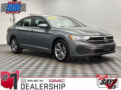 Platinum Gray Metallic 2024 Volkswagen Jetta 1.5T SE