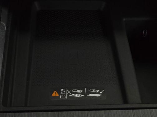 2024 GMC Acadia FWD Elevation