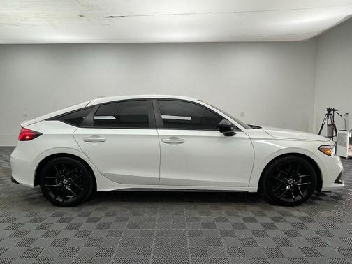 Platinum White Pearl 2023 Honda Civic Sport