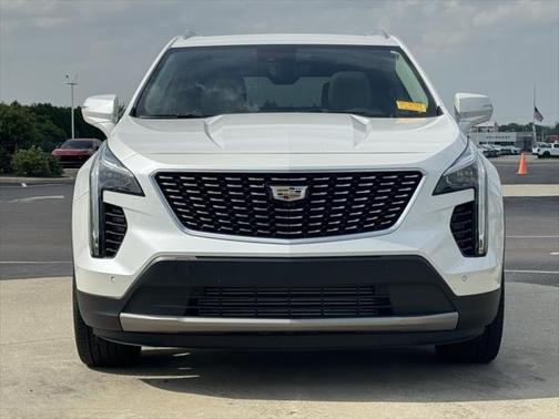 2022 Cadillac XT4 Premium Luxury