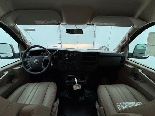 2025 GMC Savana 2500 Work Van