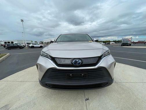 2021 Toyota Venza LE