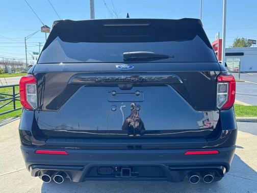 Agate Black Metallic 2023 Ford Explorer ST