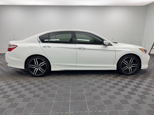 2017 Honda Accord Sport SE