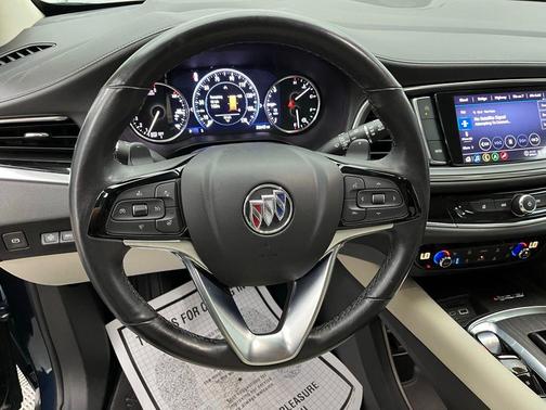 2022 Buick Enclave FWD Avenir