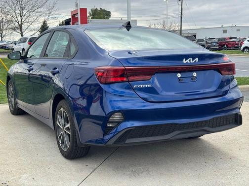 Deep Sea Blue 2023 Kia Forte LXS