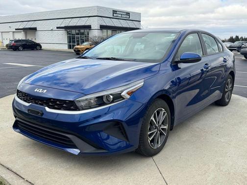 Deep Sea Blue 2023 Kia Forte LXS