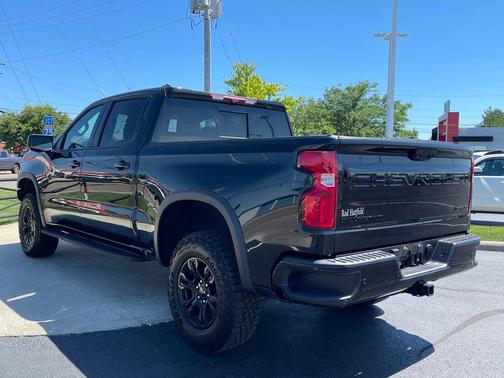 Black 2024 Chevrolet Silverado 1500 ZR2
