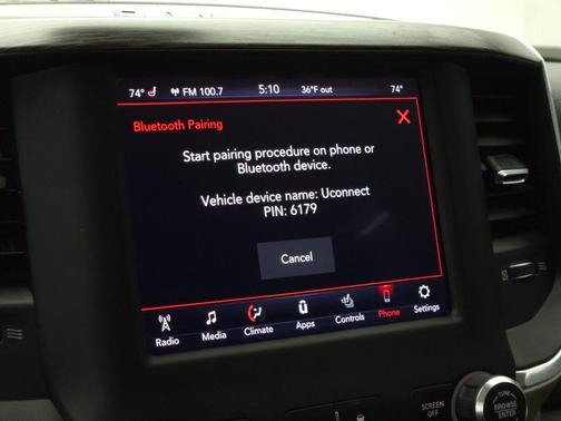 2020 RAM 2500 Laramie Crew Cab 4X4 6'4' Box