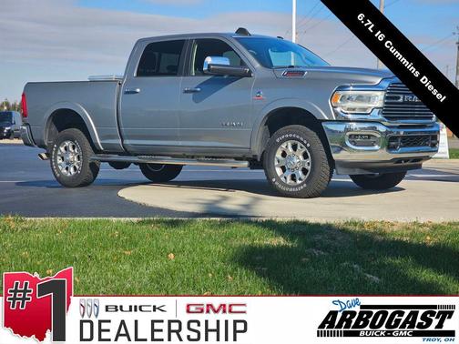 2020 RAM 2500 Laramie Crew Cab 4X4 6'4' Box