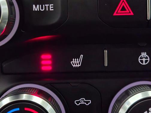 2020 RAM 2500 Laramie Crew Cab 4X4 6'4' Box