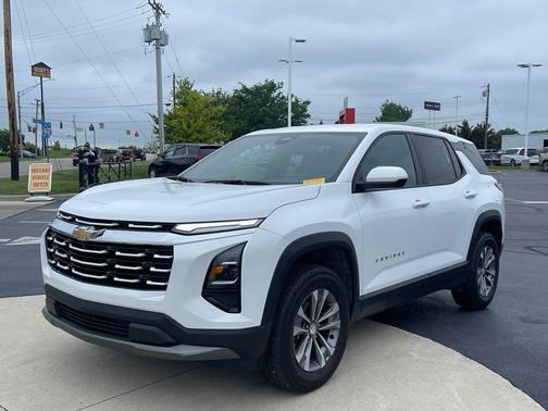 Summit White 2025 Chevrolet Equinox 1LT