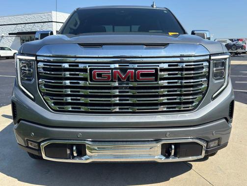 Sterling Metallic 2023 GMC Sierra 1500 Denali