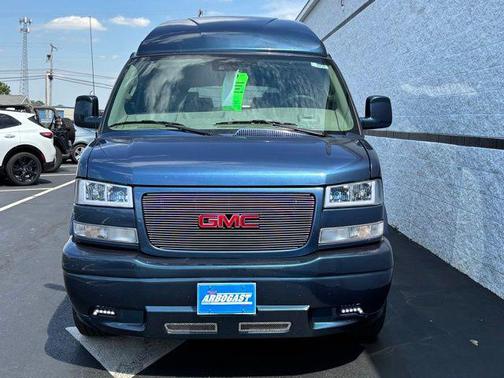 Onyx Black 2026 GMC Savana 2500 Work Van
