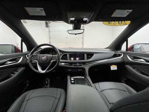 2024 Buick Enclave Essence FWD
